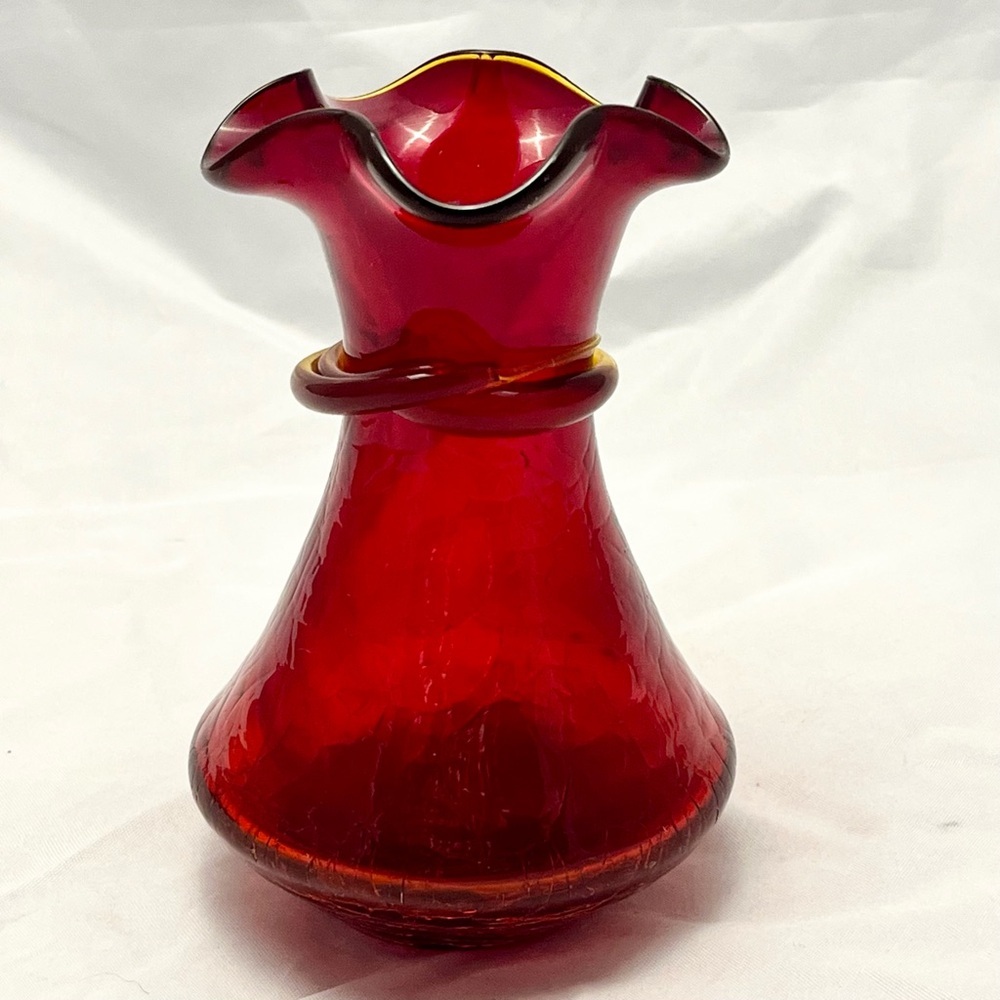 Amberina Ruby Red Crackle Glass Vase, Hand-blown Ruffle Rim, Cut Pontil, VTG EUC